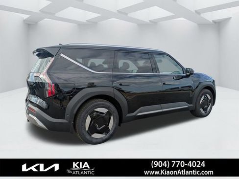 New 2026 Kia EV9 Wind image 4