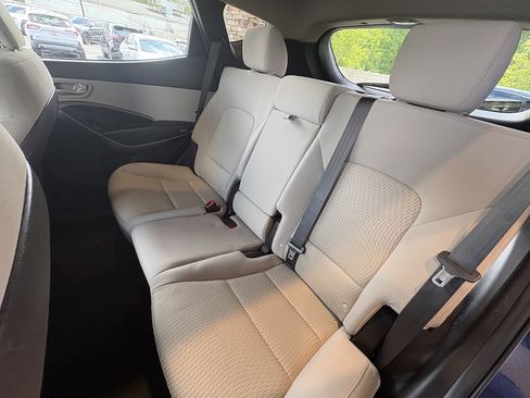 Used 2018 Hyundai Santa Fe Sport FWD image 23