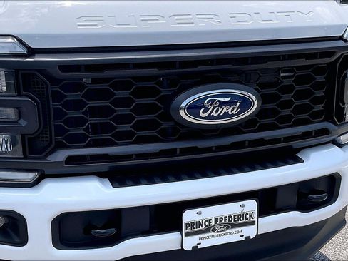 Used 2024 Ford F250 XL w/ STX Appearance Package AWD/4WD image 28