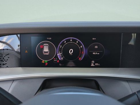 New 2026 Volkswagen Tiguan SE R-Line image 43