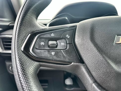 Used 2023 Chevrolet TrailBlazer LT w/ Convenience Package FWD image 31