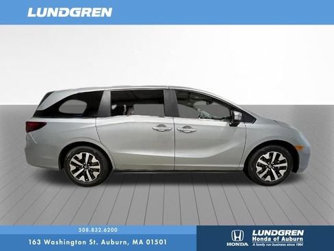 New 2026 Honda Odyssey EX-L image 6