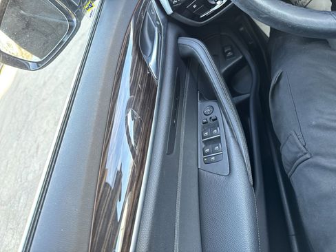 Used 2018 BMW 530i xDrive image 9