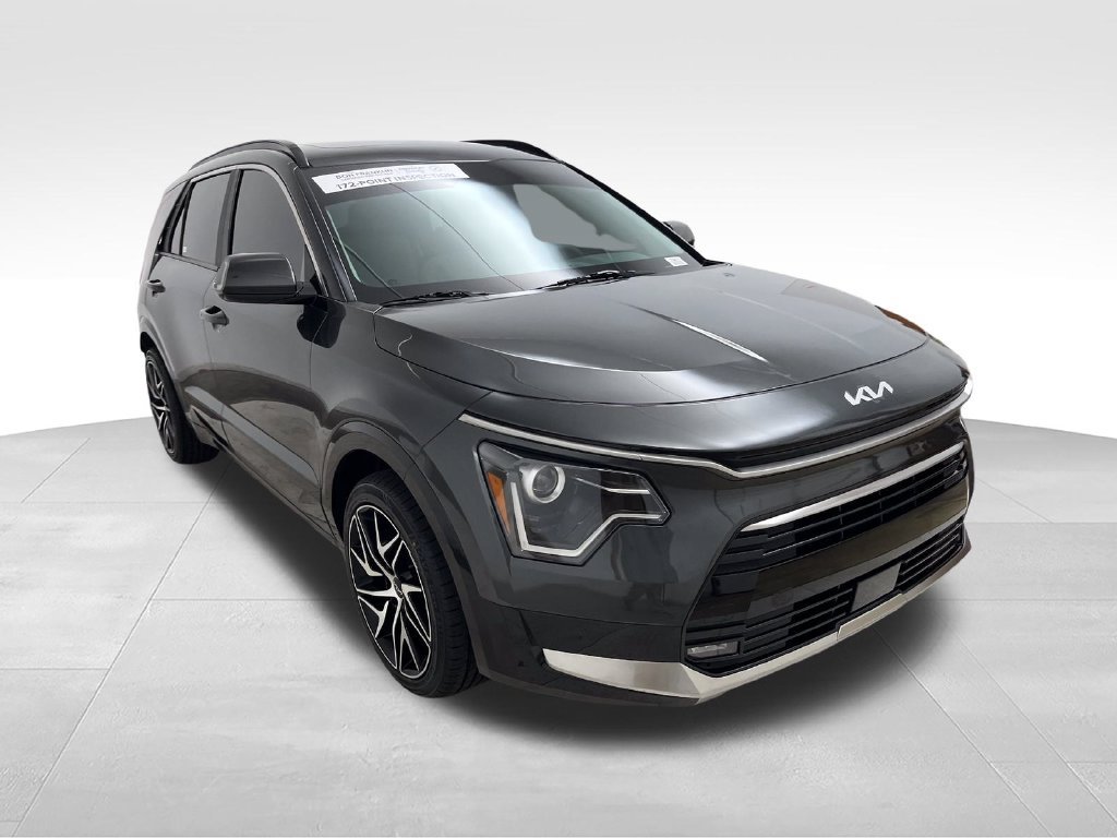 Used 2025 Kia Niro EX Touring FWD image 7