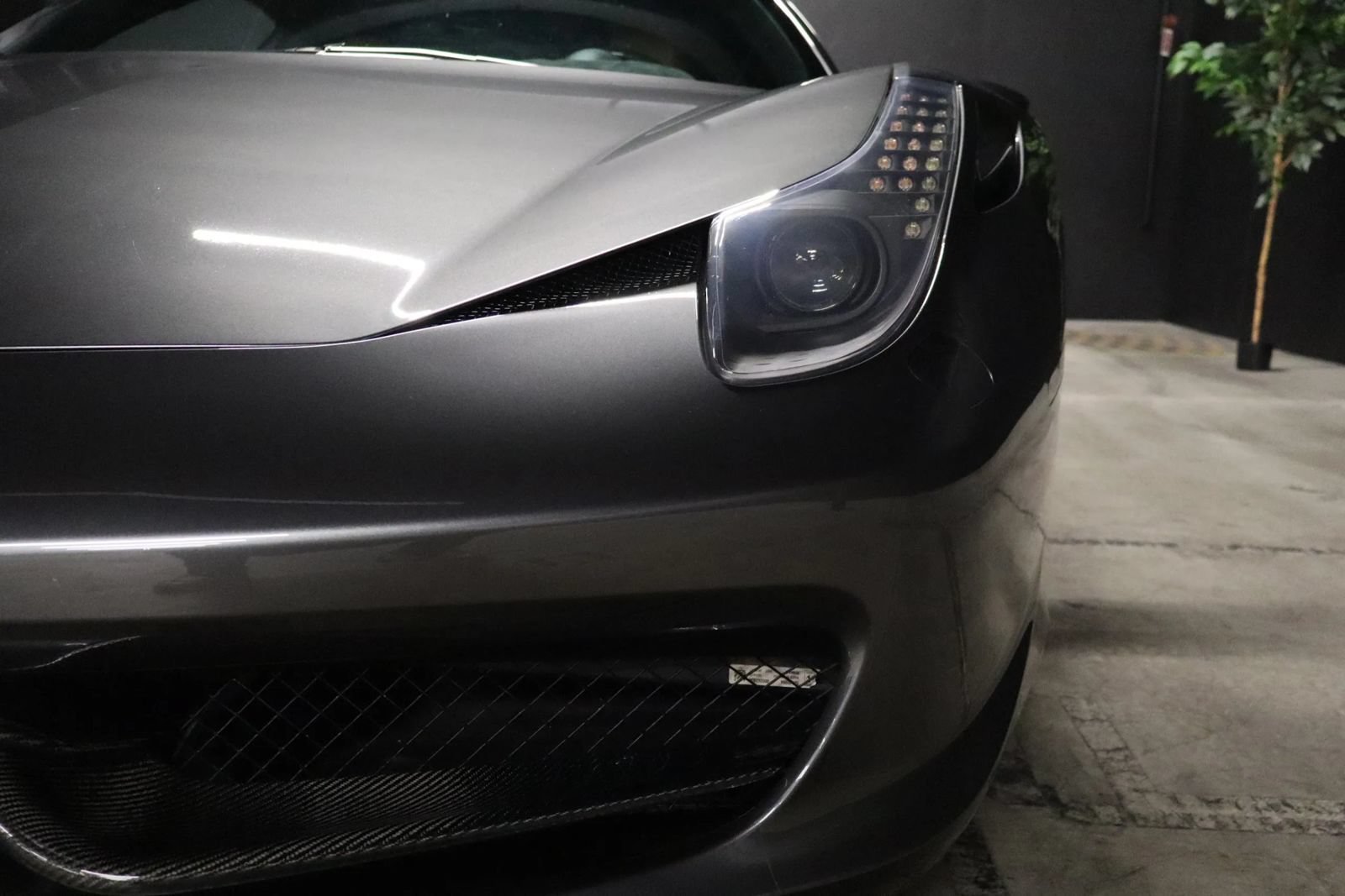 Used 2012 Ferrari 458 Italia Coupe RWD image 13
