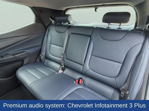 Used 2023 Chevrolet Bolt EUV Premier w/ Sun & Sound Package FWD image 18