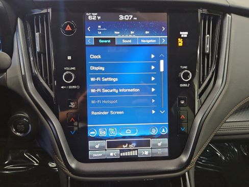 Used 2025 Subaru Outback Wilderness w/ Wilderness Package image 18