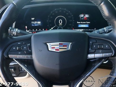 Used 2023 Cadillac Escalade Premium Luxury w/ Performance Package image 18