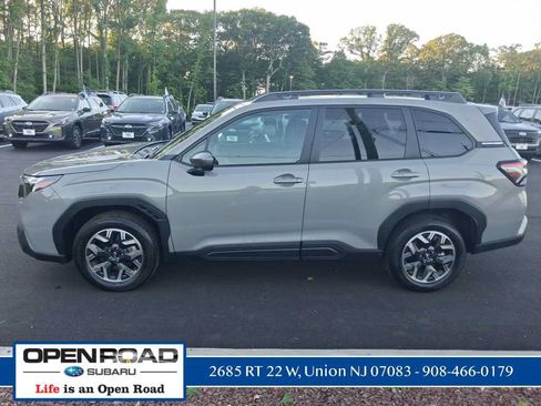 Used 2026 Subaru Forester Premium AWD/4WD image 7