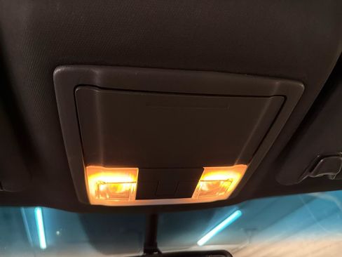 Used 2015 Ford Explorer Limited AWD/4WD image 23
