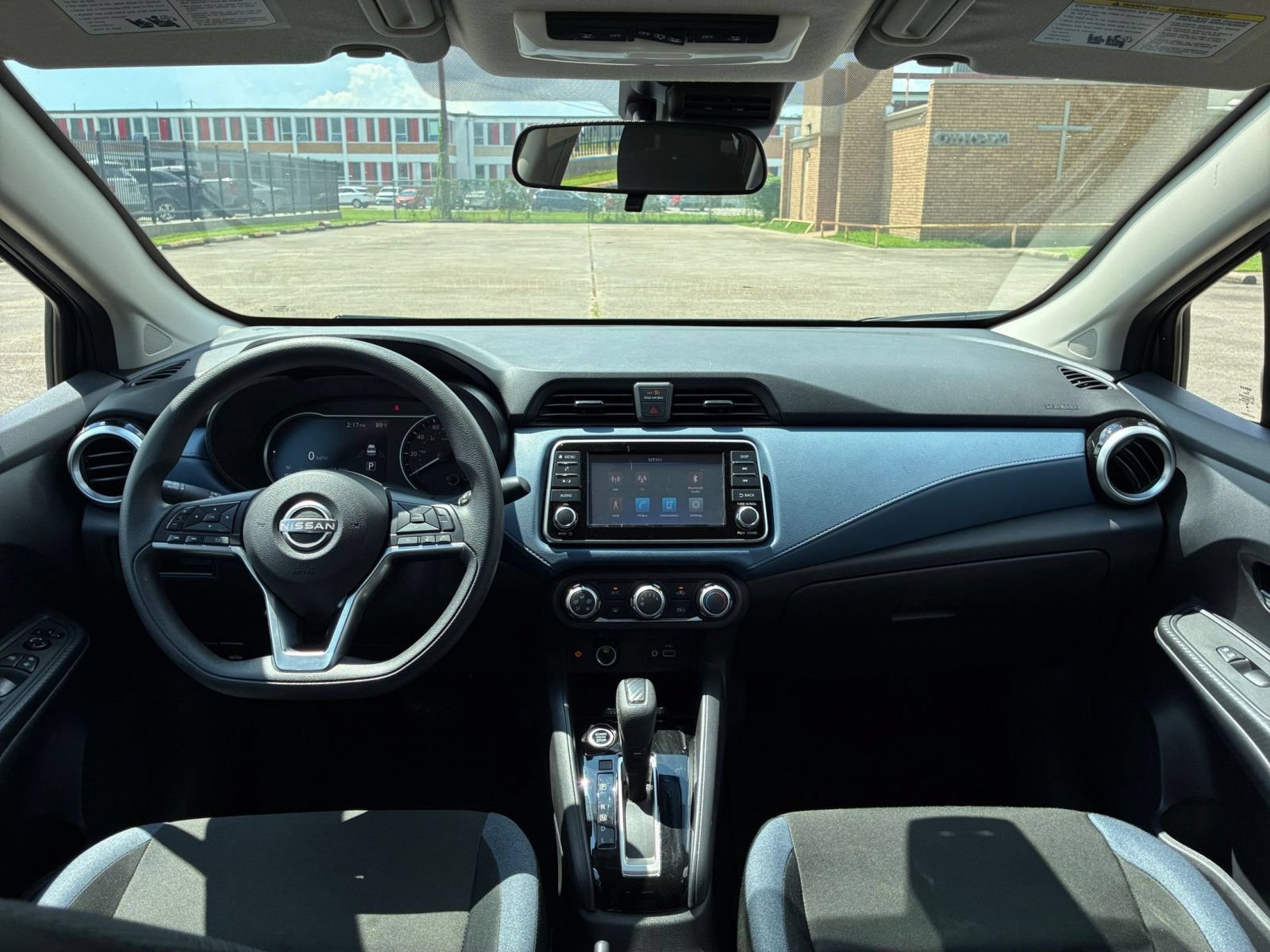 Used 2025 Nissan Versa SV FWD image 30
