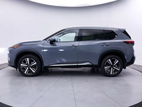Used 2023 Nissan Rogue SL w/ SL Premium Package FWD image 42