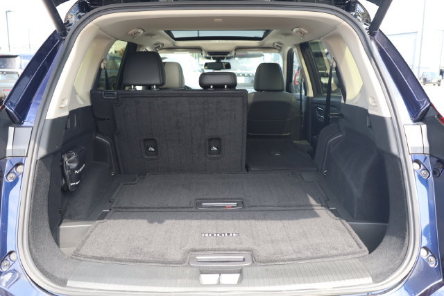 Certified 2026 Nissan Rogue Platinum w/ Platinum Premium Package AWD/4WD image 31