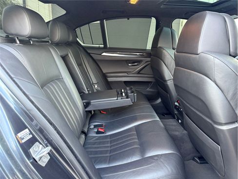 Used 2016 BMW M5 image 36