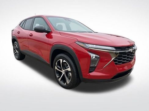 New 2026 Chevrolet Trax RS image 7