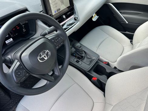 New 2026 Toyota Corolla Cross L image 8