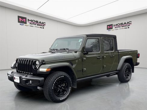 Used 2022 Jeep Gladiator Willys image 3