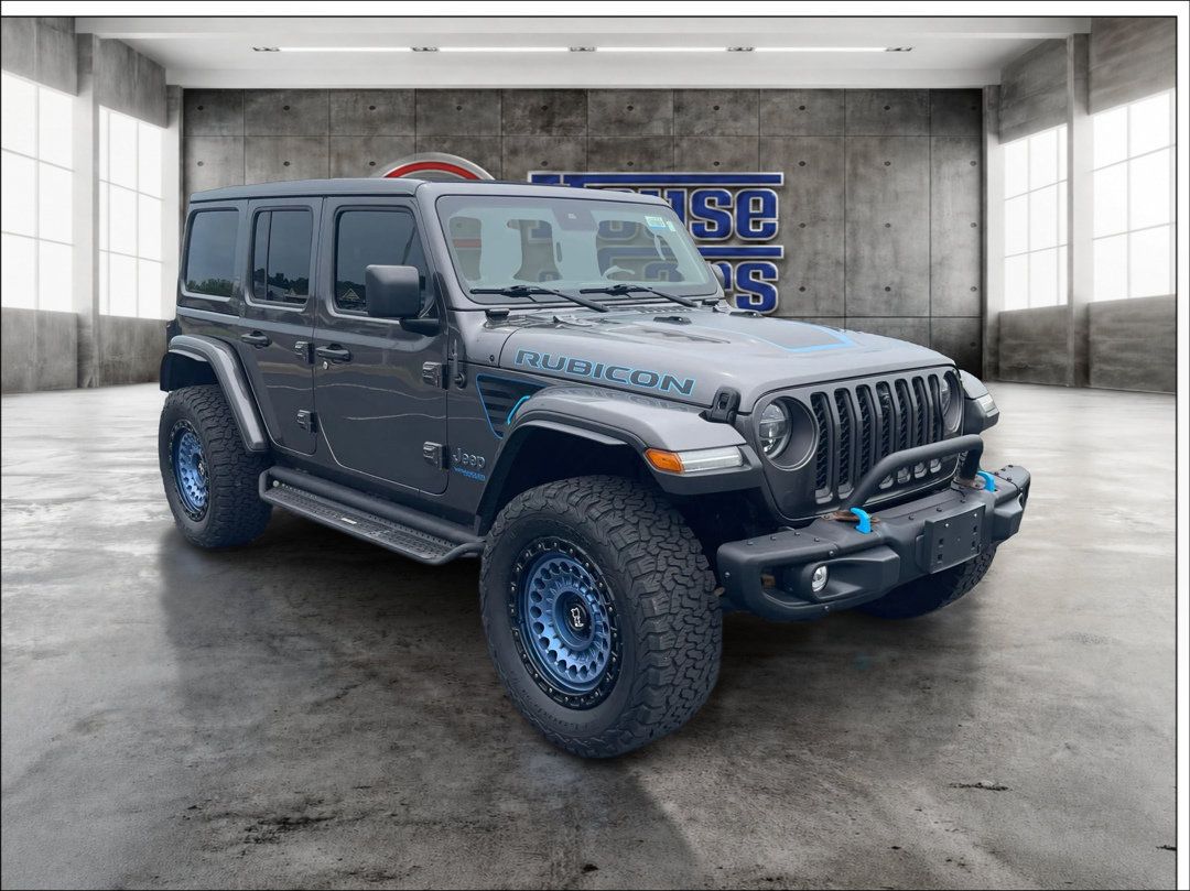 Used 2021 Jeep Wrangler Unlimited Rubicon 4xe w/ Steel Bumper Group AWD/4WD image 3