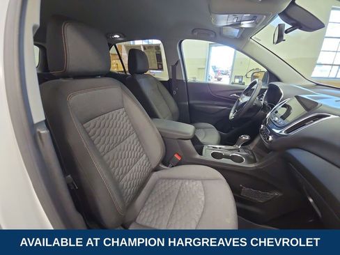 Used 2019 Chevrolet Equinox LT FWD image 36