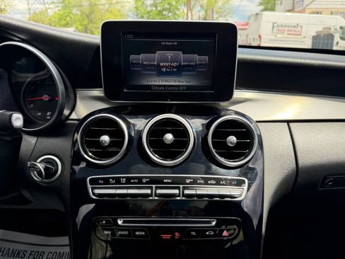 Used 2016 Mercedes-Benz C 300 4MATIC Sedan image 32
