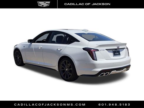 Used 2025 Cadillac CT5 V RWD image 7