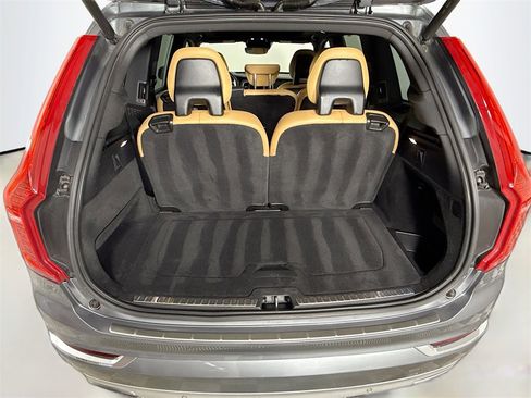 Used 2017 Volvo XC90 T6 Inscription w/ Vision Package image 27