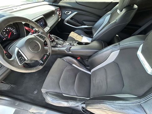 Used 2021 Chevrolet Camaro SS RWD image 14