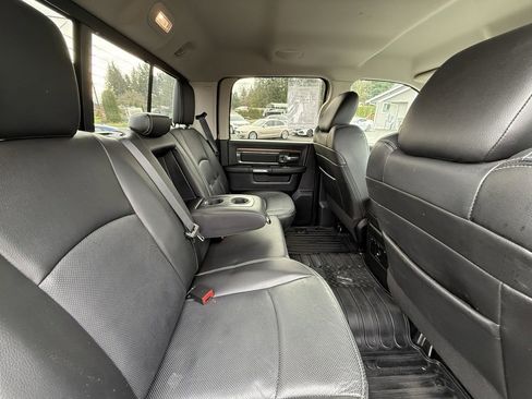 Used 2014 RAM 1500 Laramie w/ Convenience Group image 13