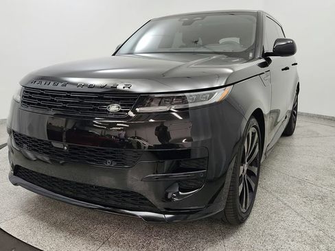 Used 2025 Land Rover Range Rover Sport Dynamic SE AWD/4WD image 10