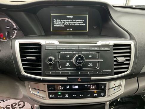 Used 2015 Honda Accord LX image 10