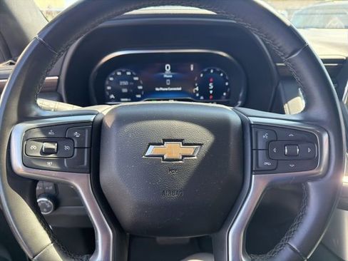 Used 2024 Chevrolet Suburban LT image 15