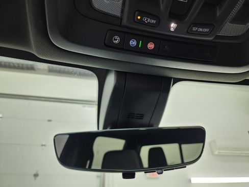 Used 2022 GMC Sierra 2500 AT4 w/ AT4 Premium Plus Package image 61