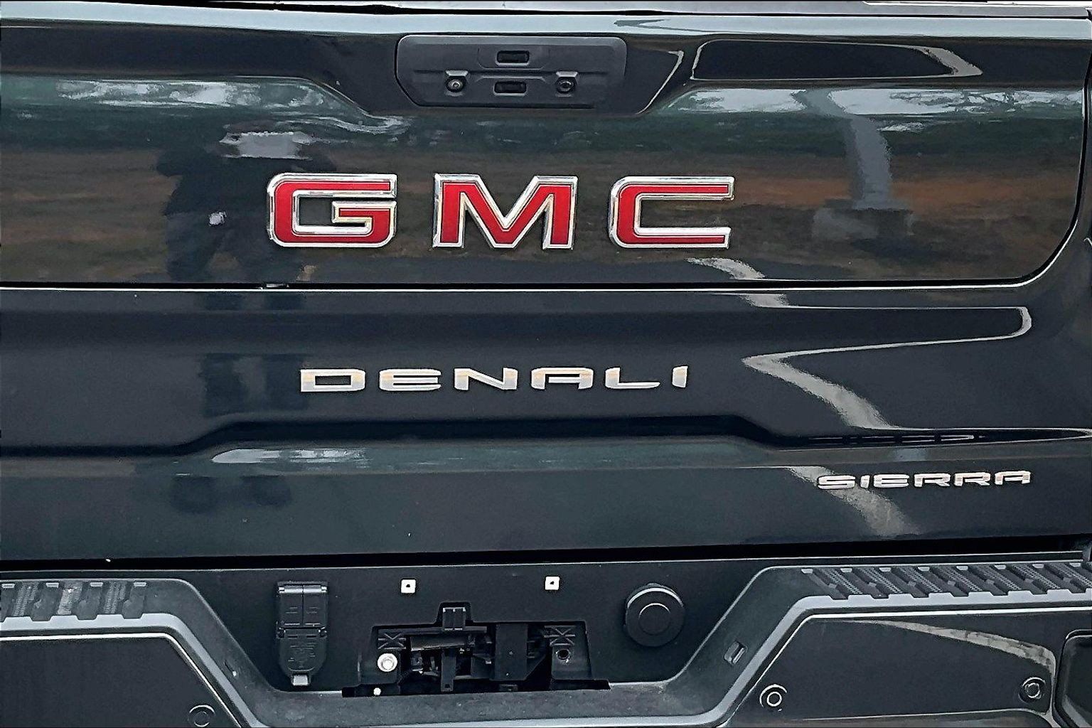 Used 2021 GMC Sierra 1500 Denali w/ Denali Ultimate Package AWD/4WD image 27