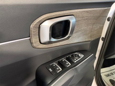 Certified 2023 Kia Sorento X-Line EX image 14