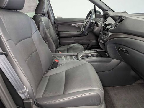 Certified 2023 Honda Passport EX-L image 42