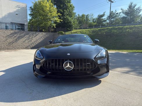 Used 2025 Mercedes-Benz AMG GT 63 image 2