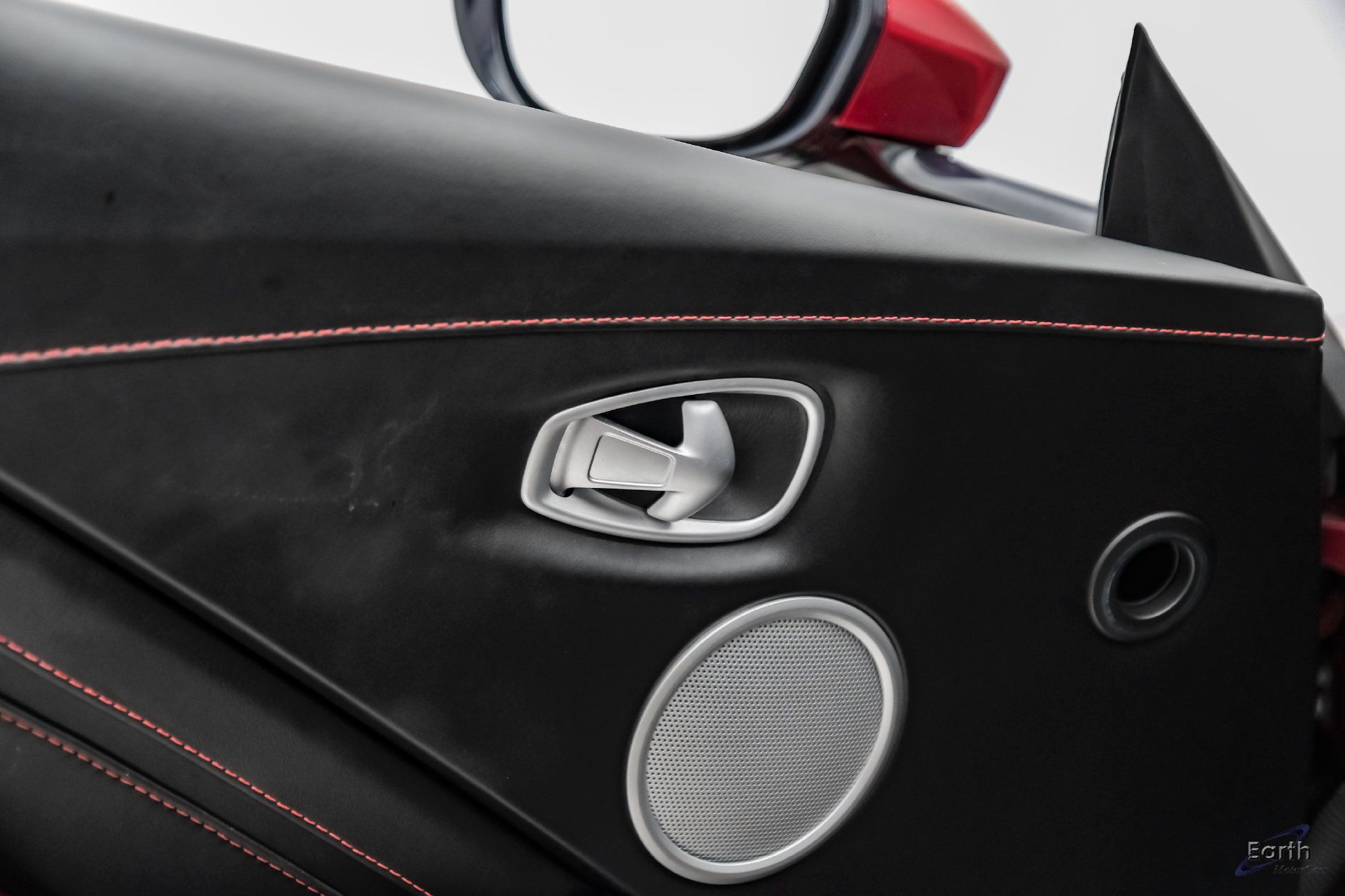 Used 2019 Aston Martin V8 Vantage Coupe RWD image 86