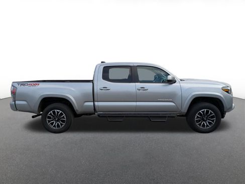 Used 2023 Toyota Tacoma TRD Sport AWD/4WD image 2