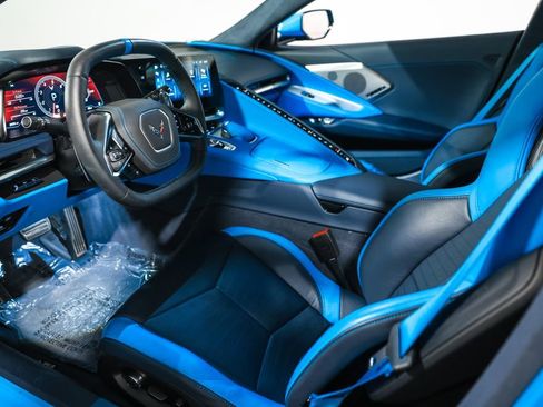Used 2024 Chevrolet Corvette Stingray Premium Cpe RWD image 30