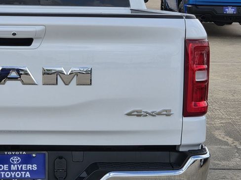 Used 2026 RAM 1500 Laramie AWD/4WD image 9