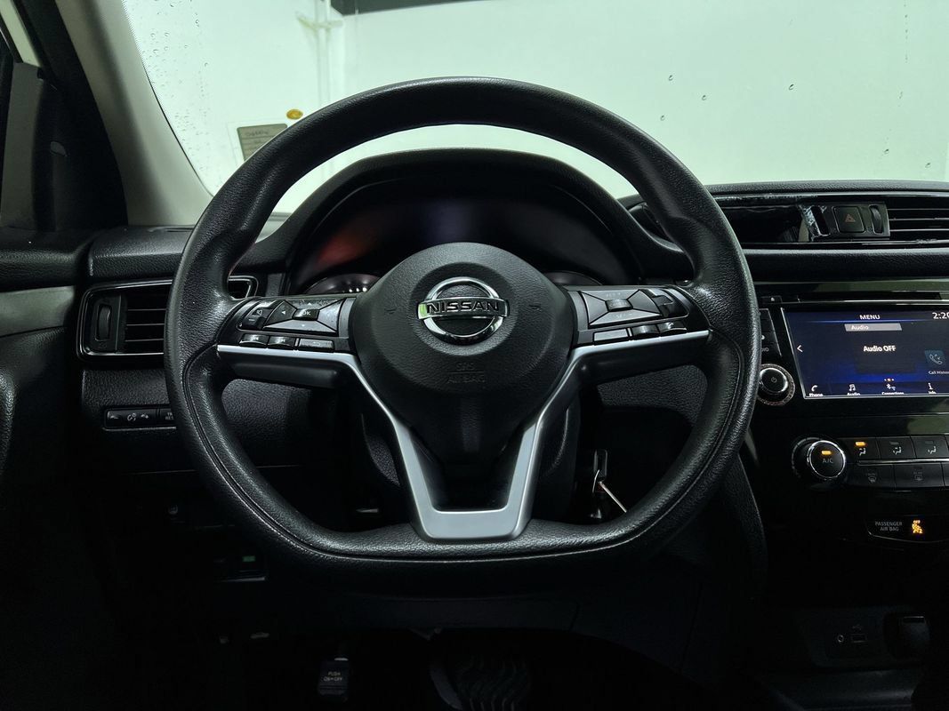 Used 2020 Nissan Rogue Sport S w/ Appearance Package FWD image 19