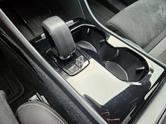 Certified 2023 Volvo C40 P8 Recharge Plus w/ Climate Package AWD/4WD image 28