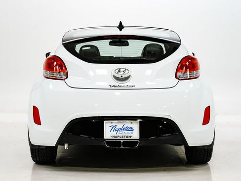 Used 2016 Hyundai Veloster w/ Option Group 02 image 25