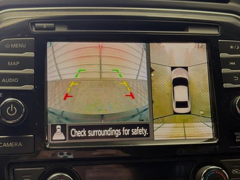 Used 2020 Nissan Maxima SR w/ Sport Mat Group image 16