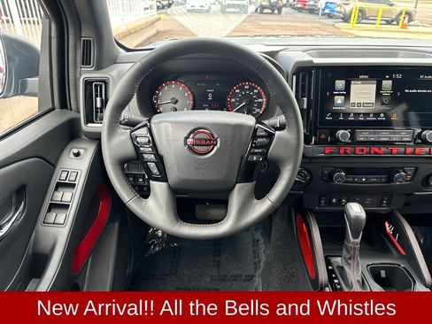 Used 2025 Nissan Frontier PRO-4X w/ Pro Premium Package image 14