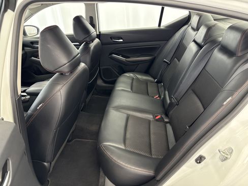 Used 2023 Nissan Altima 2.5 SR image 16