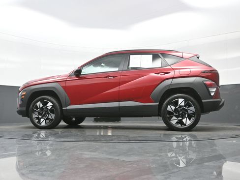 Used 2025 Hyundai Kona SEL AWD/4WD image 29