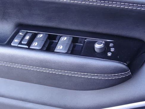 Used 2024 Jeep Wagoneer L Series II w/ Flexible Seating Group AWD/4WD image 22