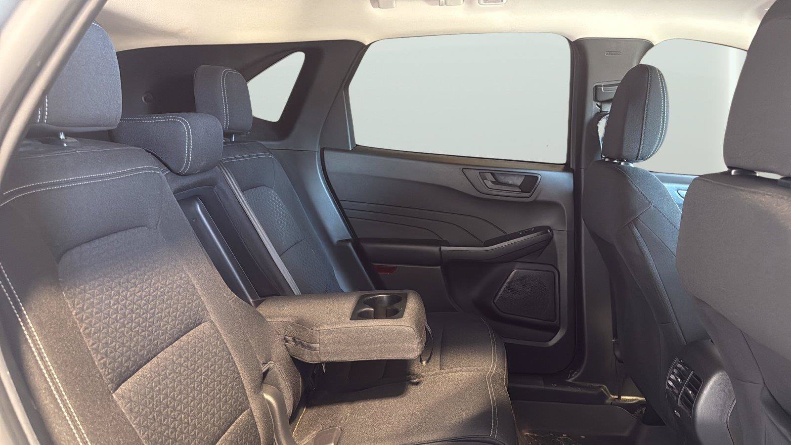 Used 2024 Ford Escape Active w/ Cold Weather Package FWD image 15