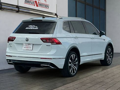 Used 2021 Volkswagen Tiguan SEL Premium R-Line image 4